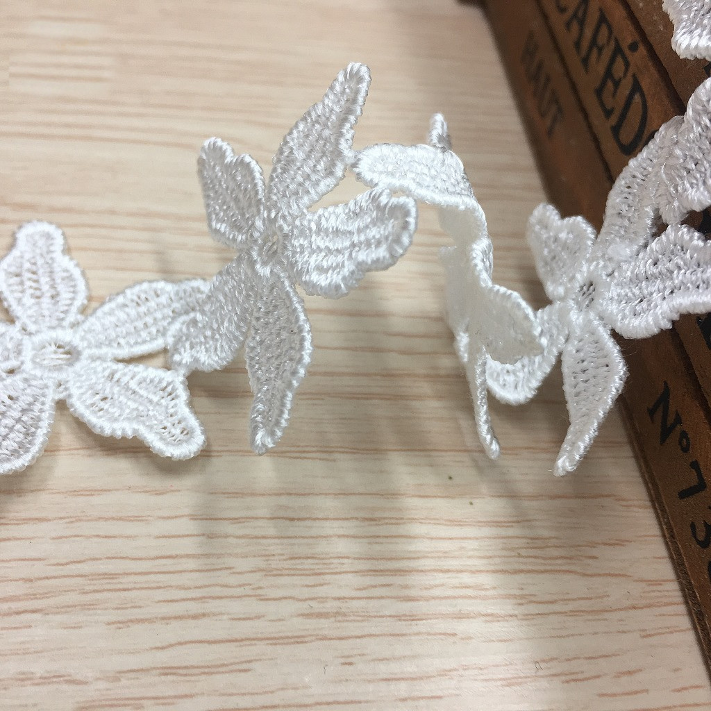 Embroidered Five-leaf Flower O - Lace Ribbon Trim review and price